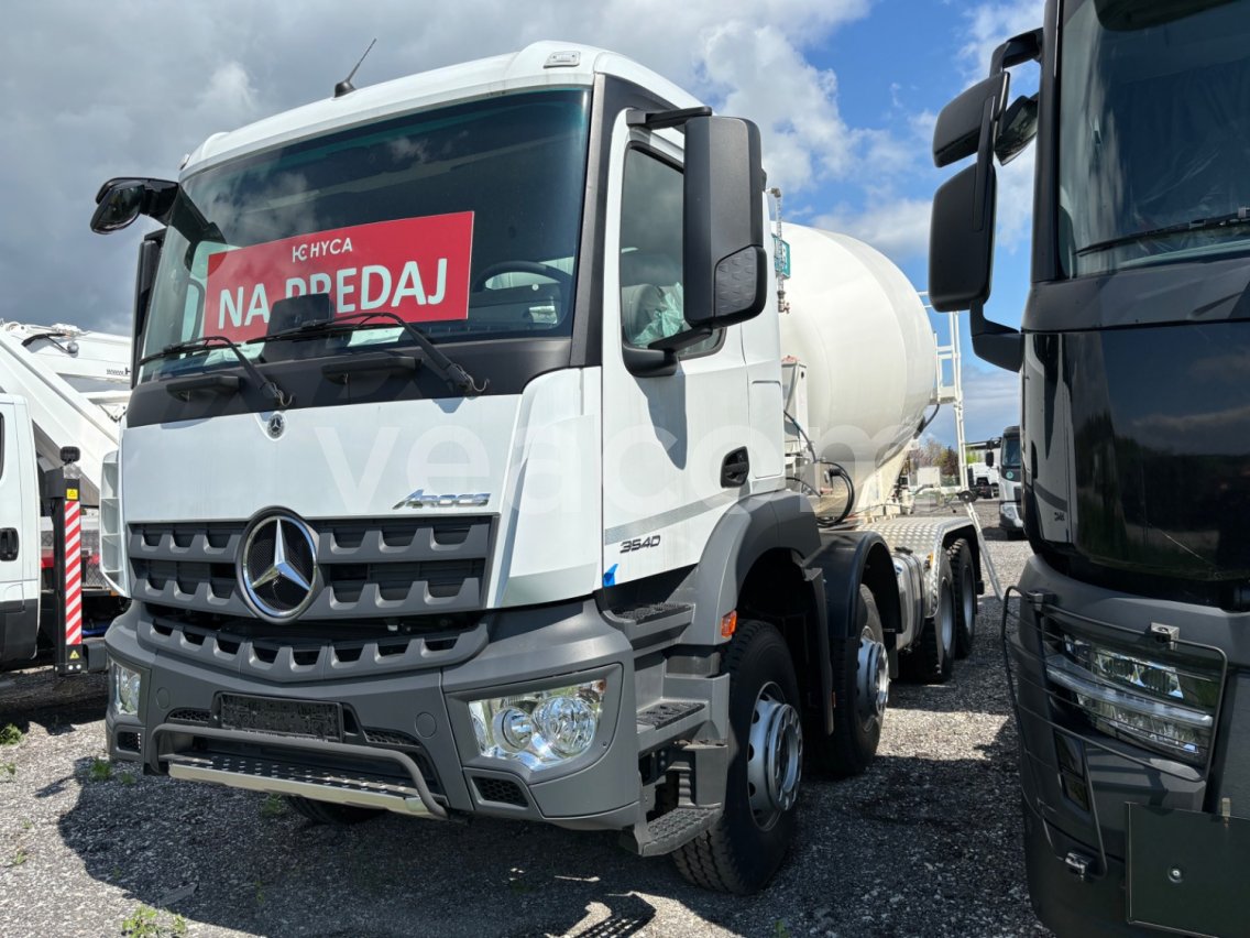 Online aukce: MB  AROCS 3540 8X4