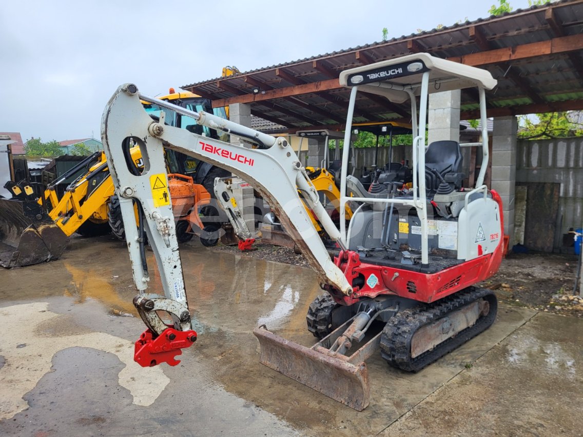 Online aukce: TAKEUCHI  TB216