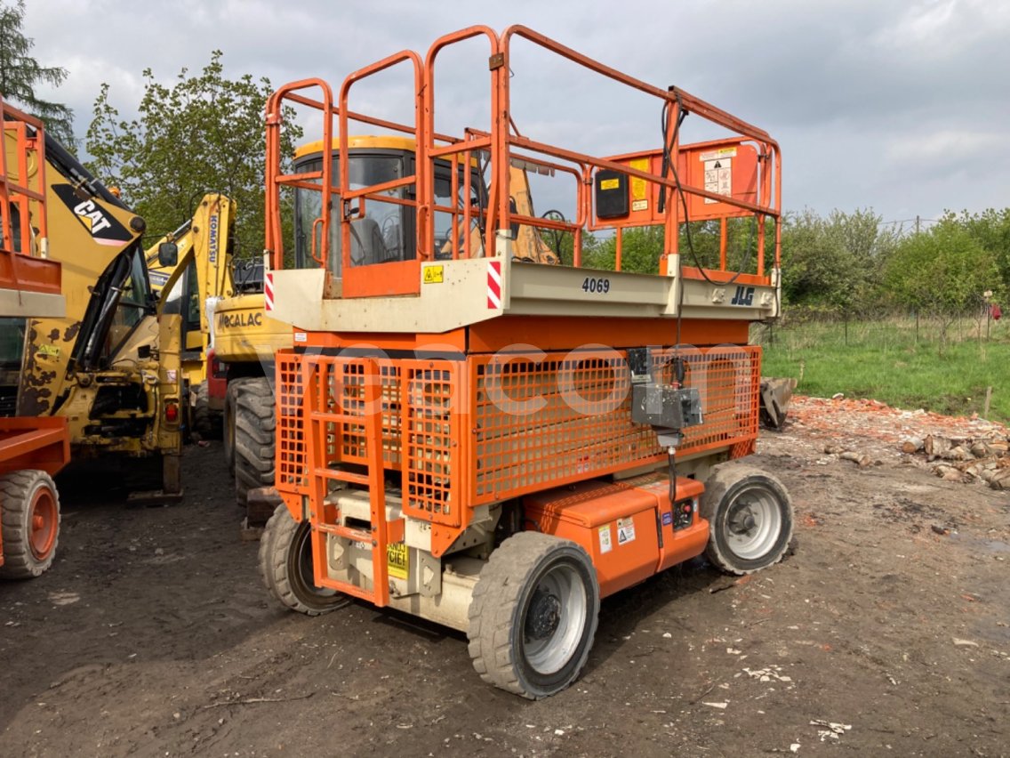 Online aukce: JLG  4069 LE