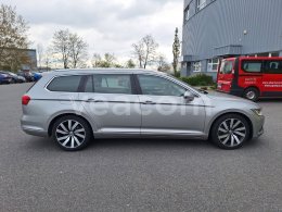 Online auction: VOLKSWAGEN  PASSAT 4X4