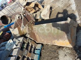 Online aukce:   Svahová lžíce 250 cm
