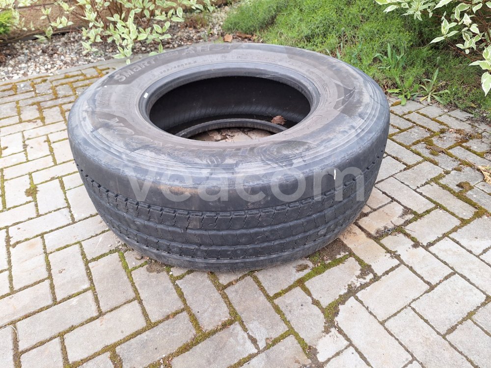 Online auction:  1 KS PNEU HANKOOK SMART AH31