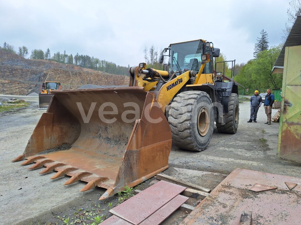 Online auction: KOMATSU  WA 480-6