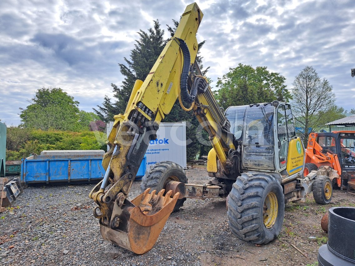 Online aukce: MENZI MUCK  A91