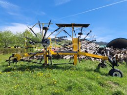 Aukcja internetowa: NEW HOLLAND  PROROTOR L 630