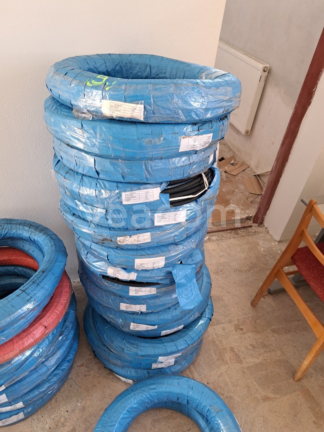 Online aukce:   HYDRAULICKÁ HADICE 1SN DN6 1/4" WP 215 BAR