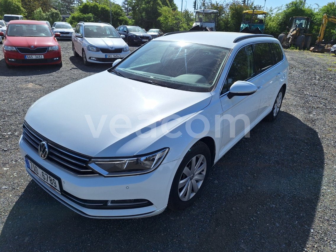 Online aukce: VOLKSWAGEN  PASSAT