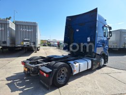 Online aukce: RENAULT  T 520