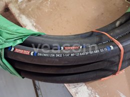 Online aukce:   DIN EN853 2SN DN32 1-1/4" WP 125 > BAR - 1KS 20 M