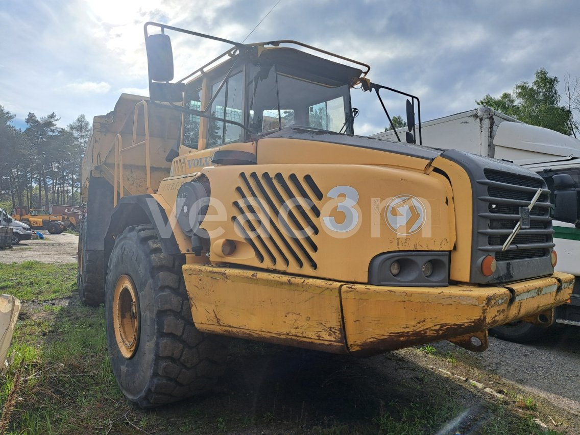Online aukce: VOLVO  A40D