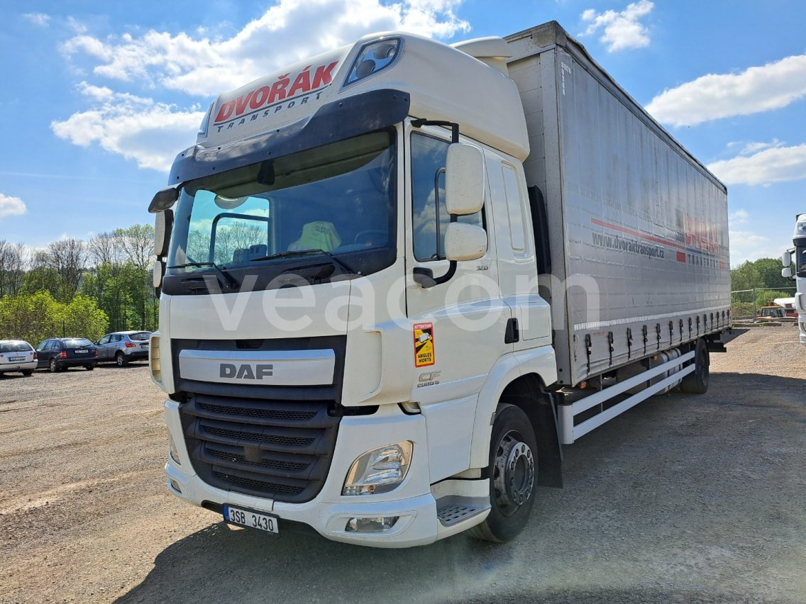 Online árverés: DAF  CF 320 FA