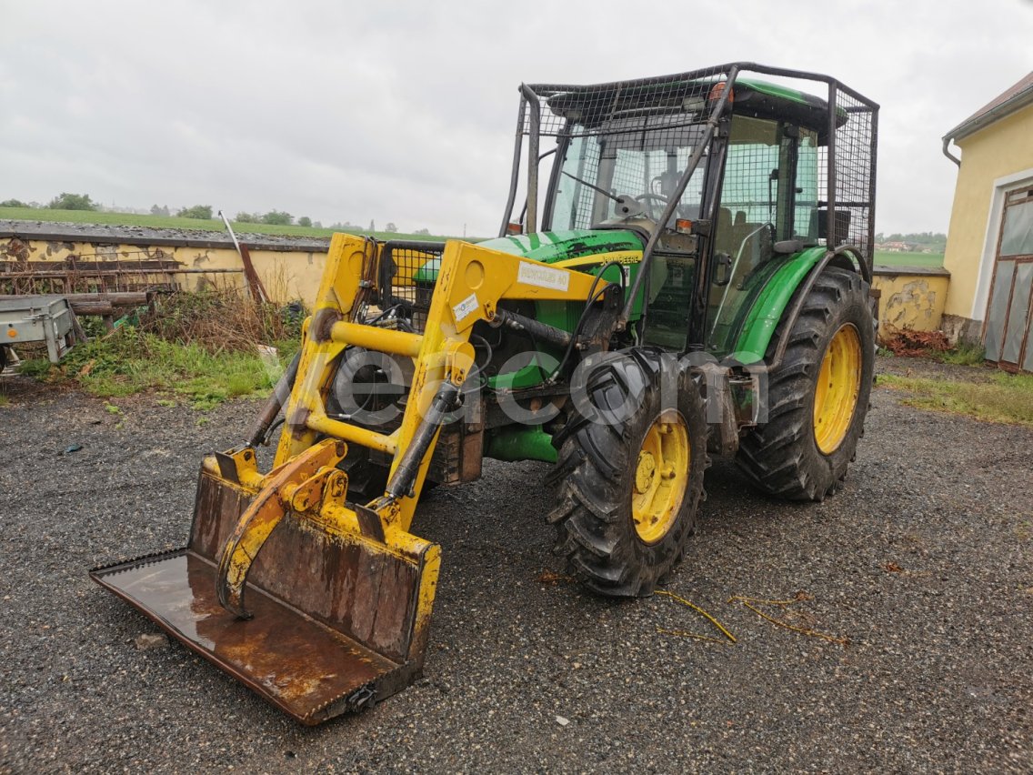 Online aukce: JOHN DEERE  5720 4X4