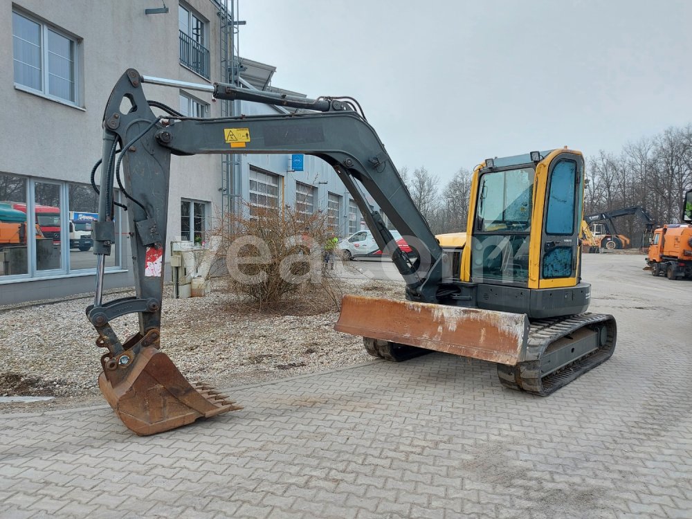 Online aukce: VOLVO  ECR 88