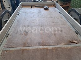 Online auction: VEZEKO  R1X1X