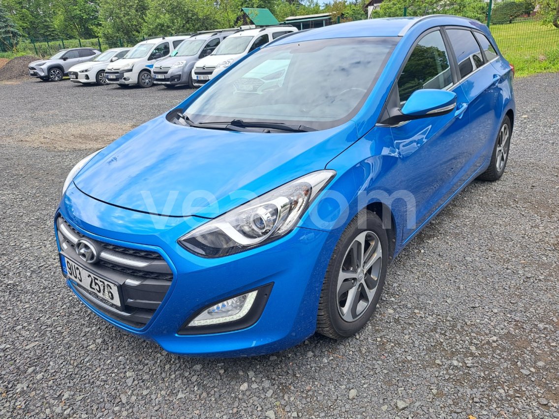 Online aukce: HYUNDAI  I30