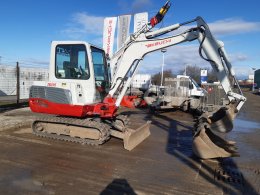 Online aukce:   TAKEUCHI TB 235