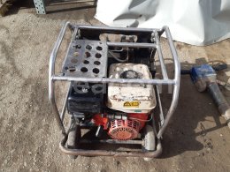 Online aukce:   Centrala Honda Gx240 + bourací kladivo