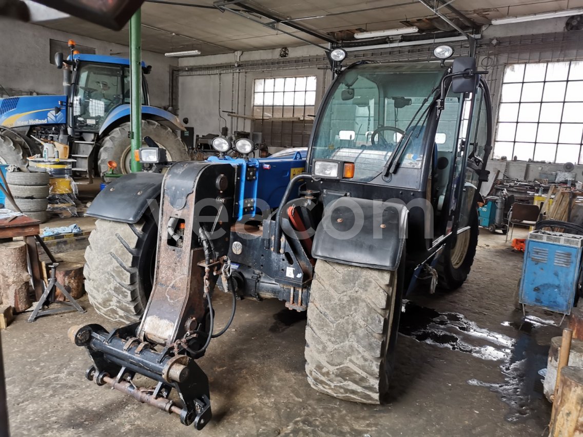 Online aukce: NEW HOLLAND  LM 5060
