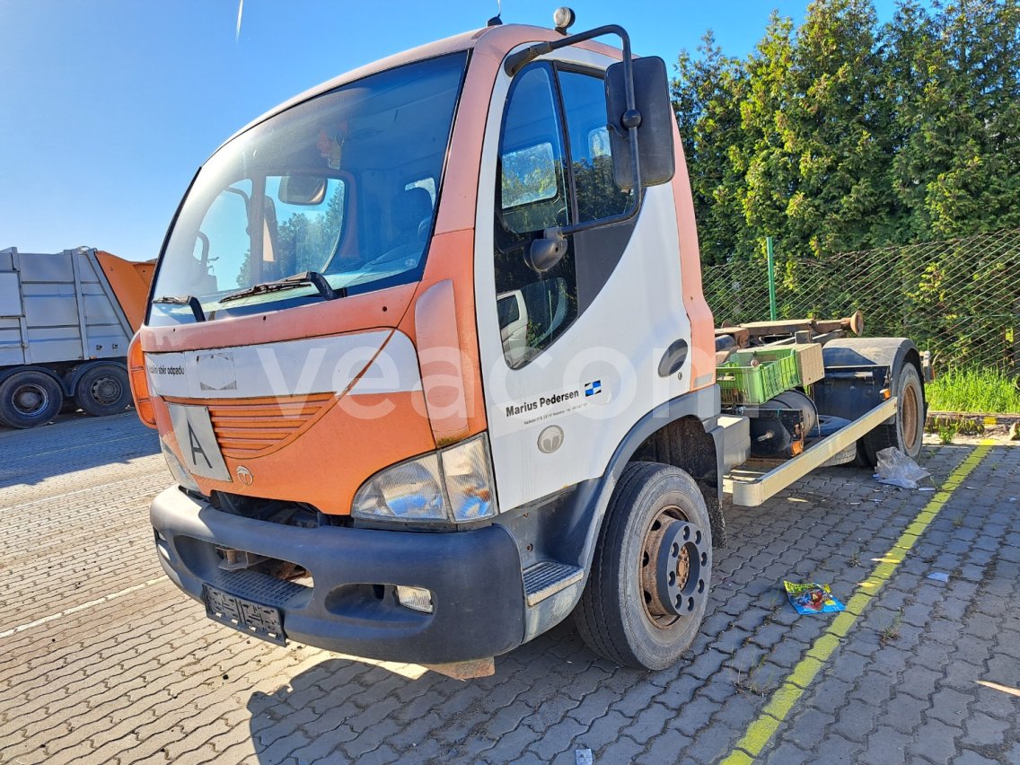 Интернет-аукцион: AVIA  D 90
