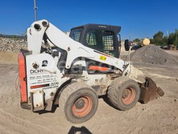 Online aukce: BOBCAT  A770 HIGH FLOW HVAC + PALETOVÉ VIDLE 122 CM + LOPATA 4V1 + RAMENO BAGRU