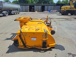 Online aukce: JCB  SC240