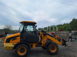 Online aukce: JCB  406