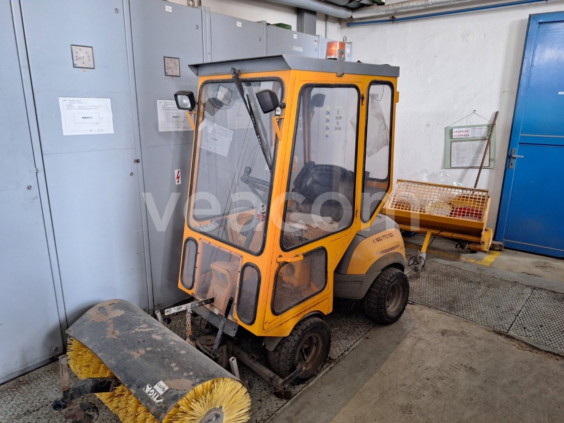 Online-Versteigerung:   STIGA PARK PRO 25 4WD