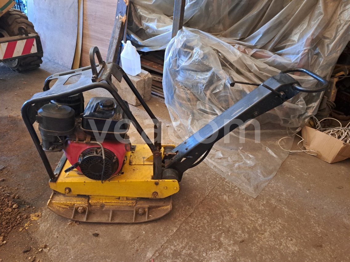 Online aukce: WACKER NEUSON  WP1325