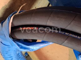 Online aukce:   DIN EN853 2SN DN38 1-1/2" WP 90 > BAR - 1KS 20 M