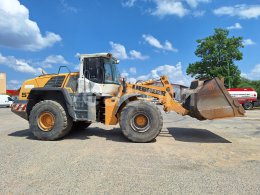 Online aukce: LIEBHERR  L 576 4X4