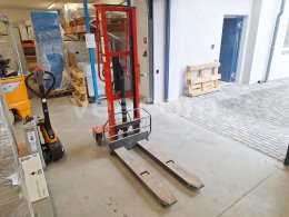Online aukce:   BELET F10R