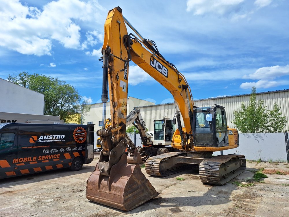 Online aukce: JCB  JS 220 LC
