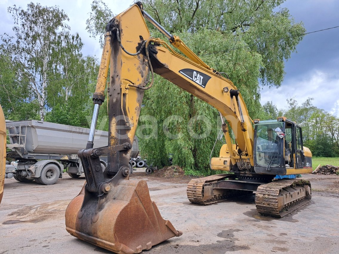 Online árverés: CATERPILLAR  325 C