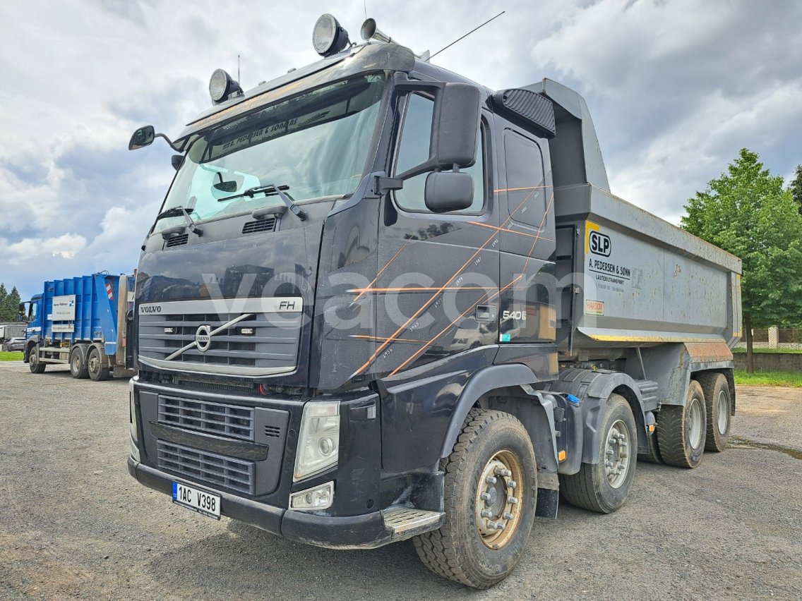 Aukcja internetowa: VOLVO  FH 84R B 8X4