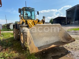 Online aukce: KOMATSU  WA270-3