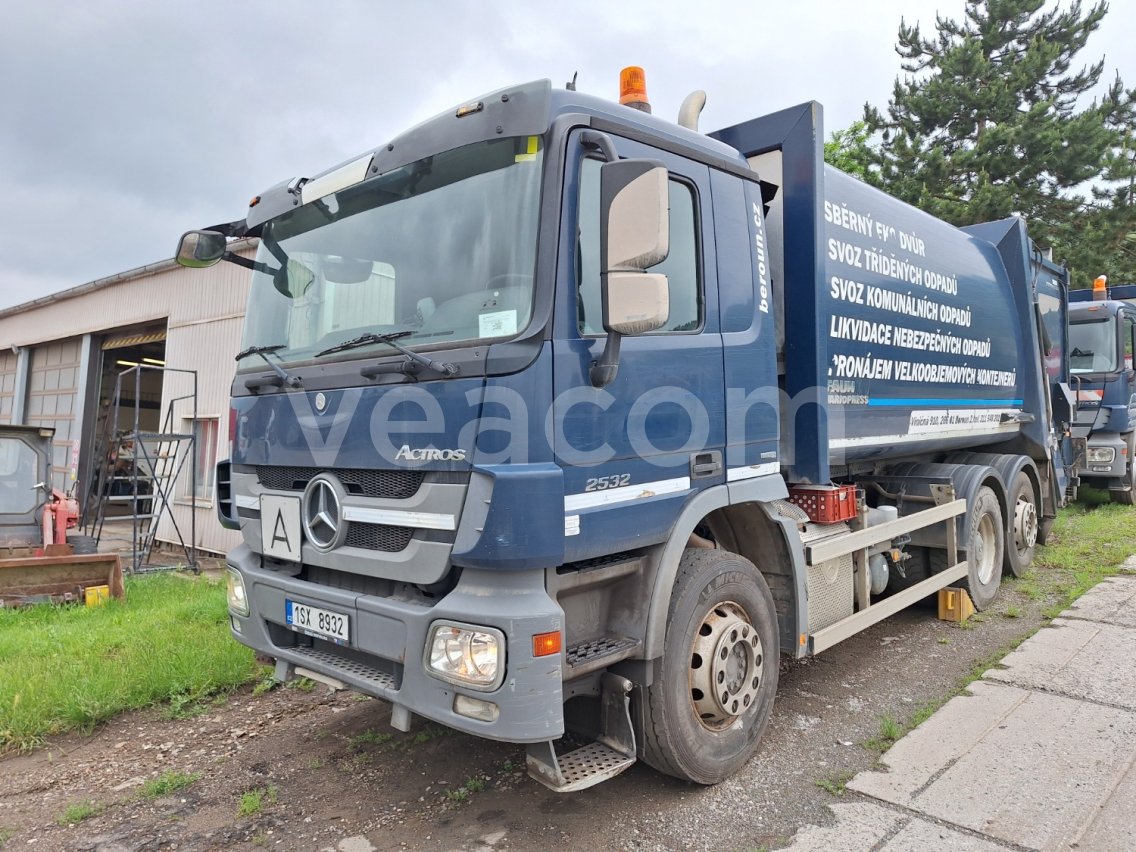 Online aukce: MB  ACTROS 2532 L 6X2