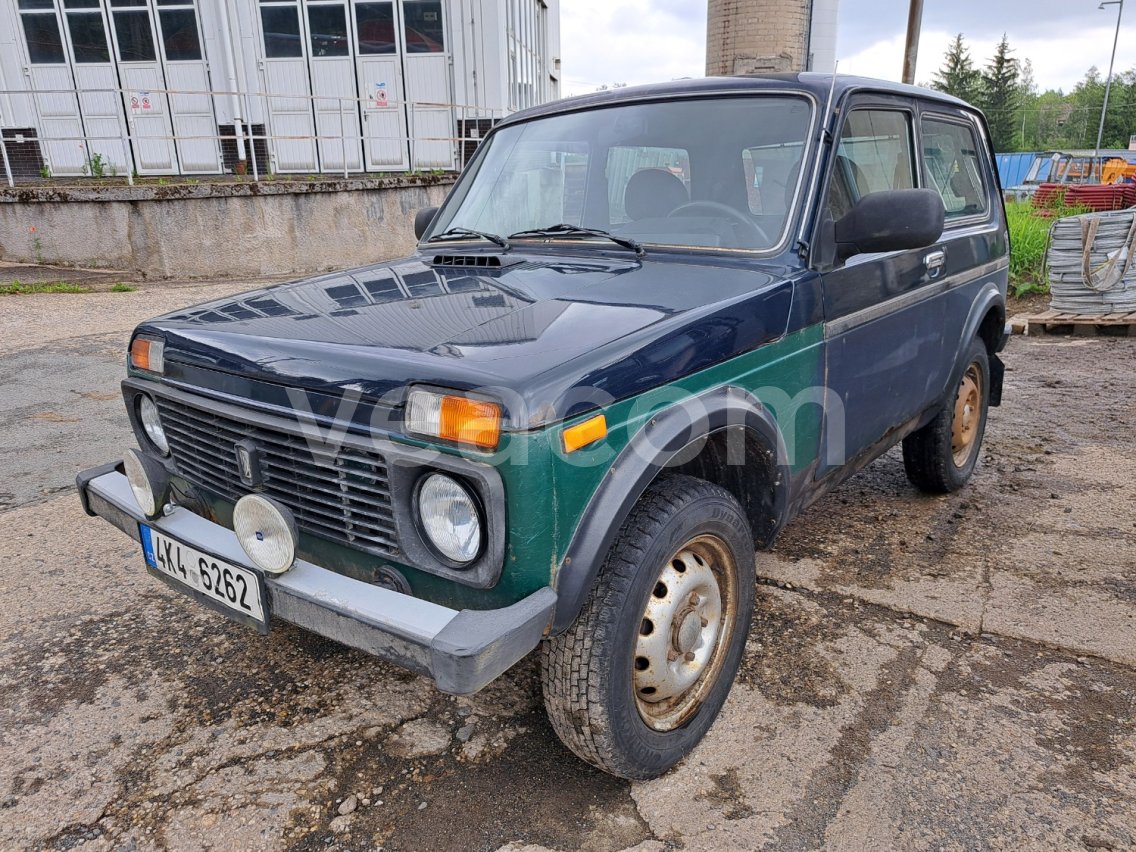 Online aukce:   LADA 4X4