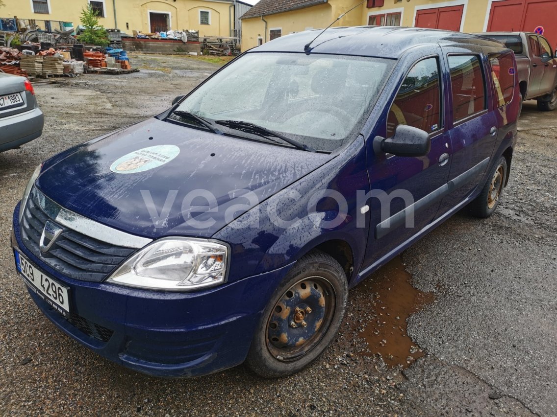 Online aukce: DACIA  LOGAN