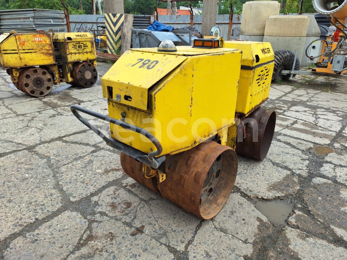 Online aukce: WACKER  RT 820