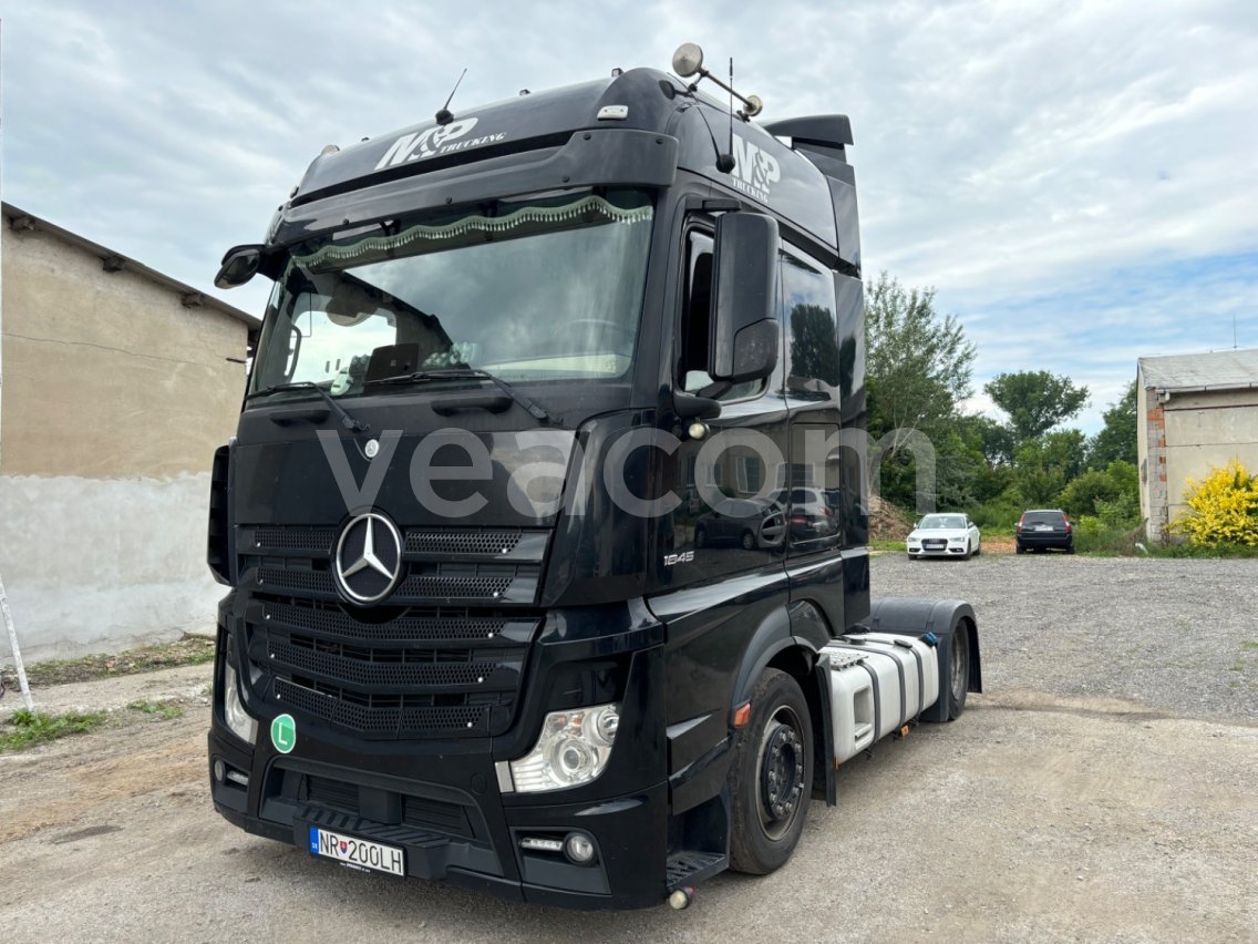Online aukce: MB  ACTROS 1845