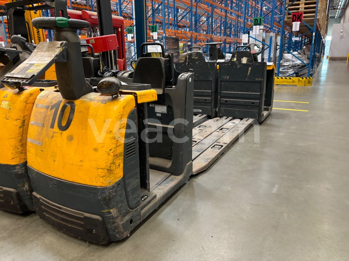 Online árverés: JUNGHEINRICH  ECE225