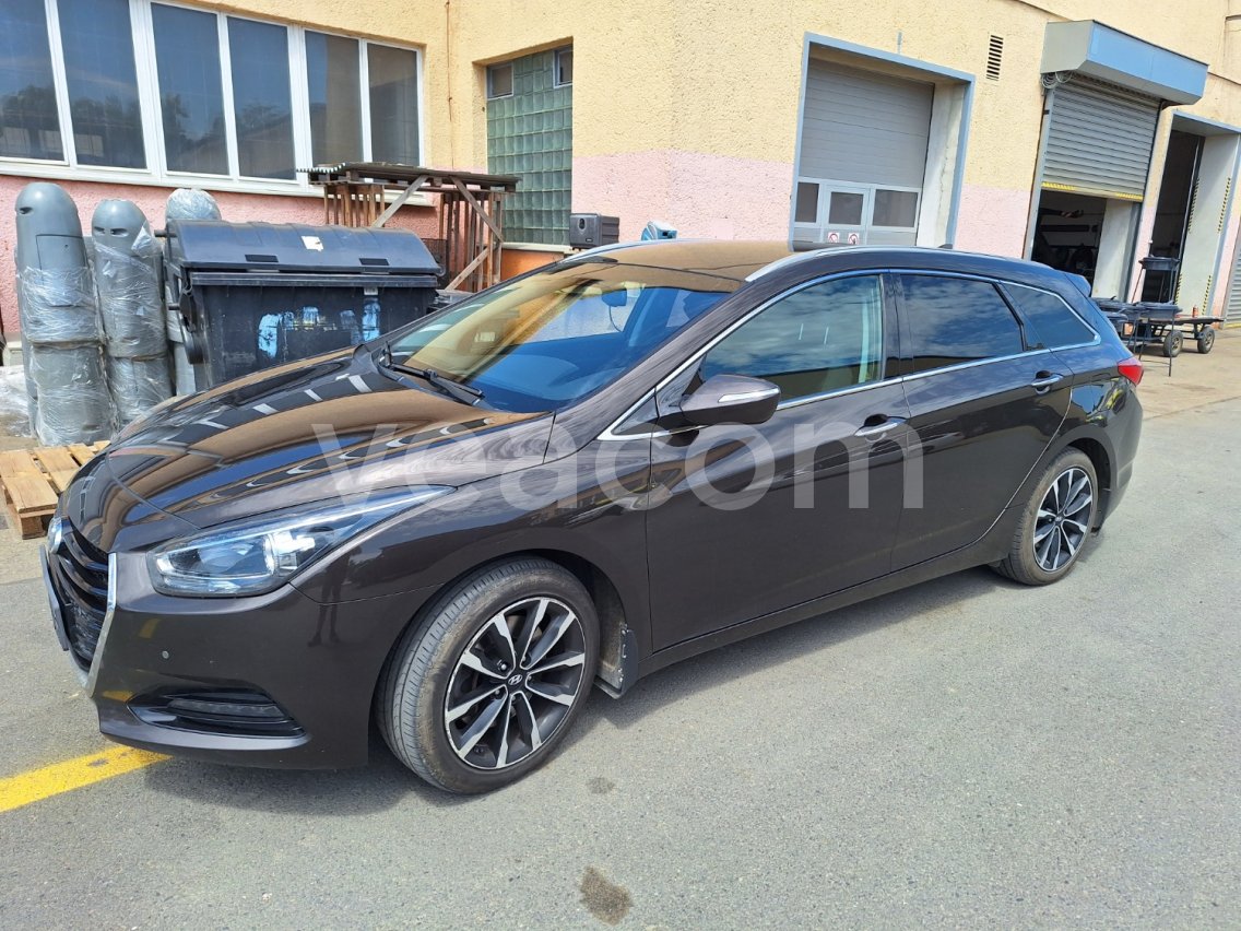 Online aukce: HYUNDAI  I40