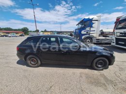 Online aukce: AUDI  A4