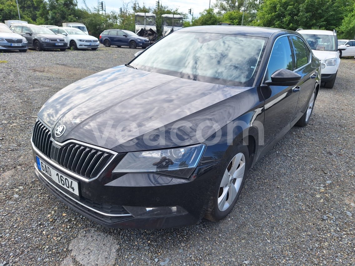 Online aukce: ŠKODA  SUPERB