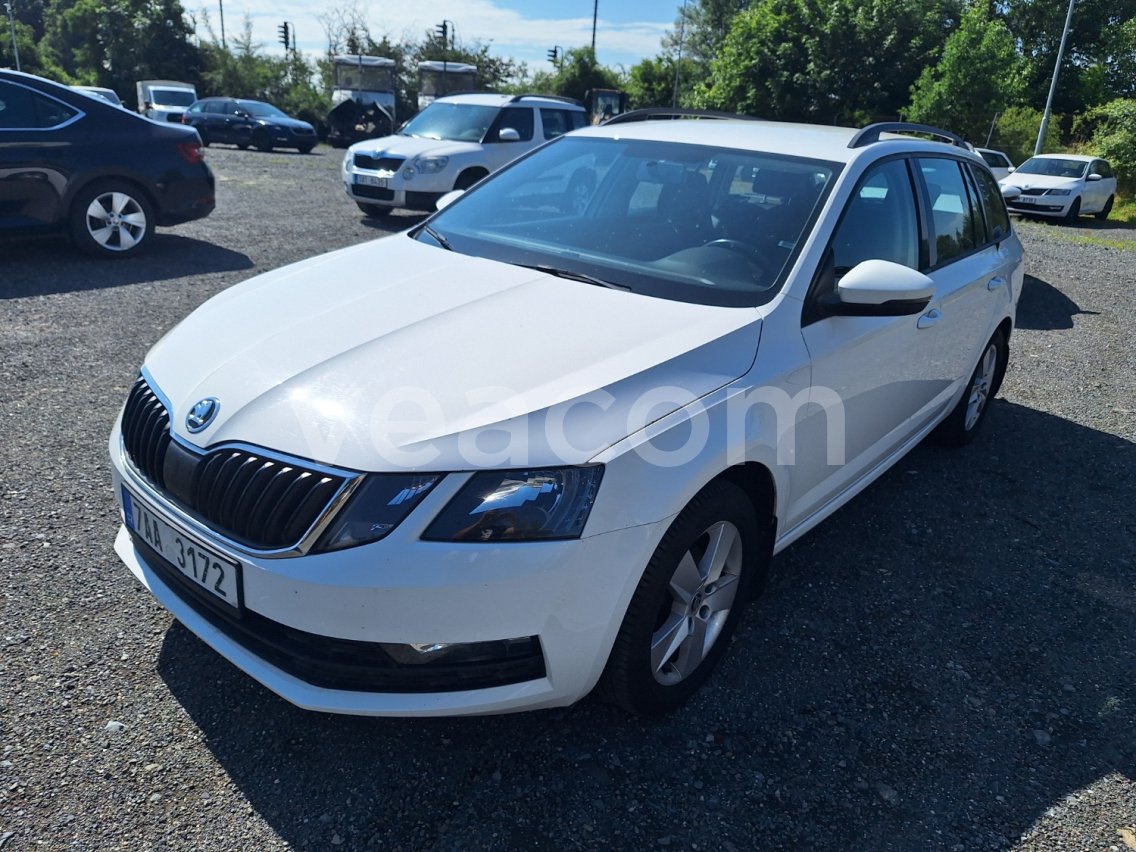 Online aukce: ŠKODA  OCTAVIA