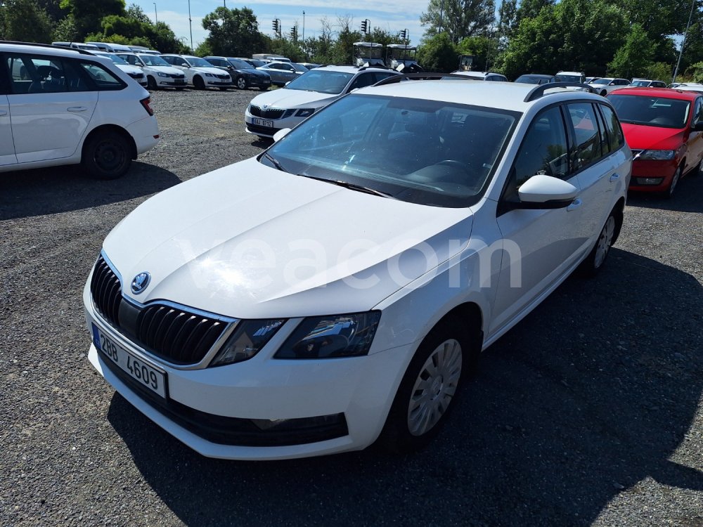 Online aukce: ŠKODA  OCTAVIA