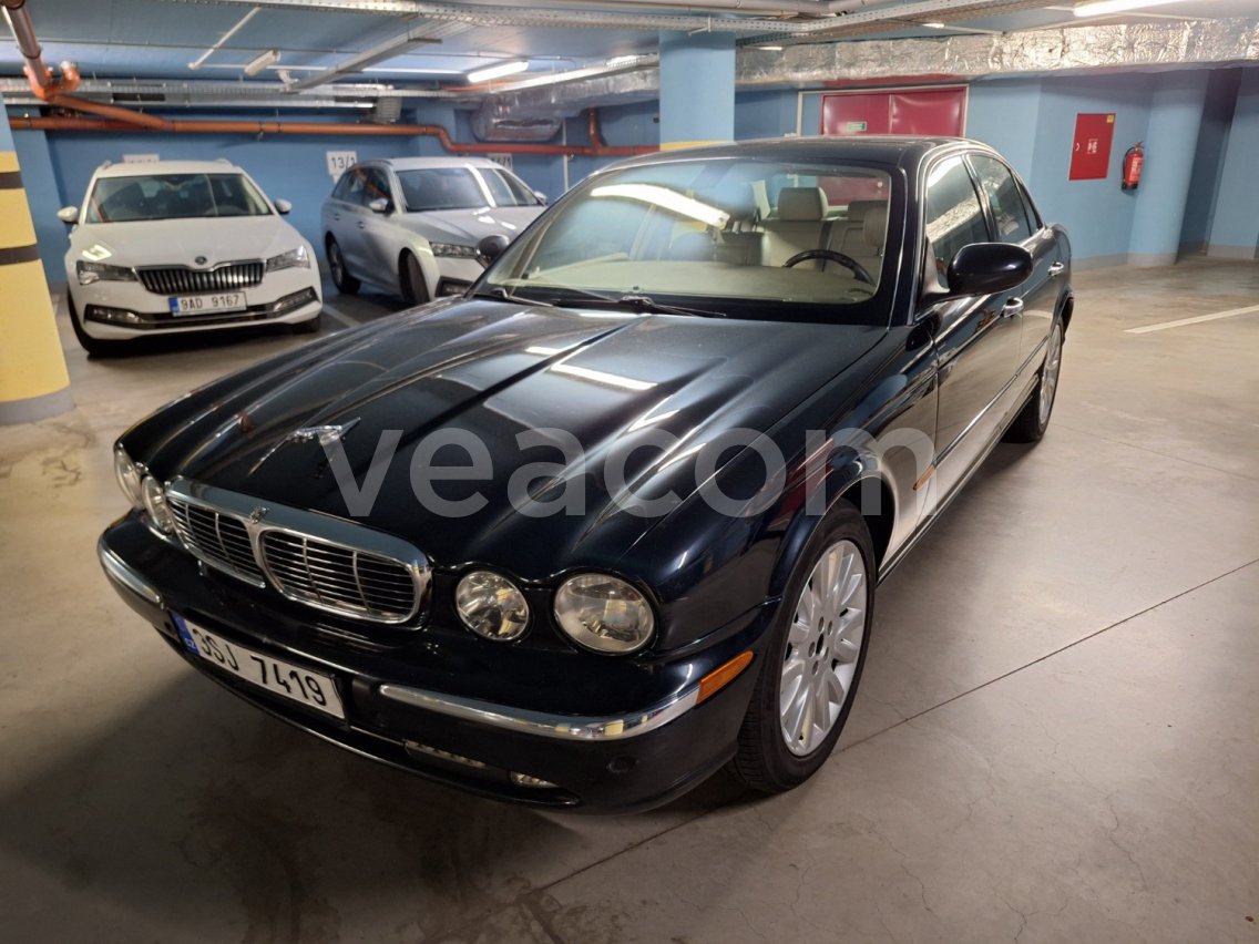 Online árverés: JAGUAR  XJ