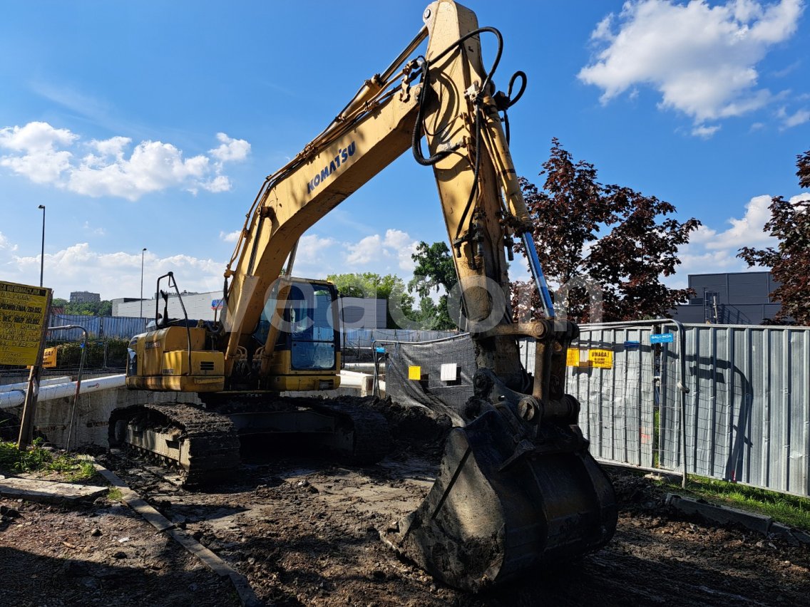 Online aukce:   KOMATSU PC 210LC-8