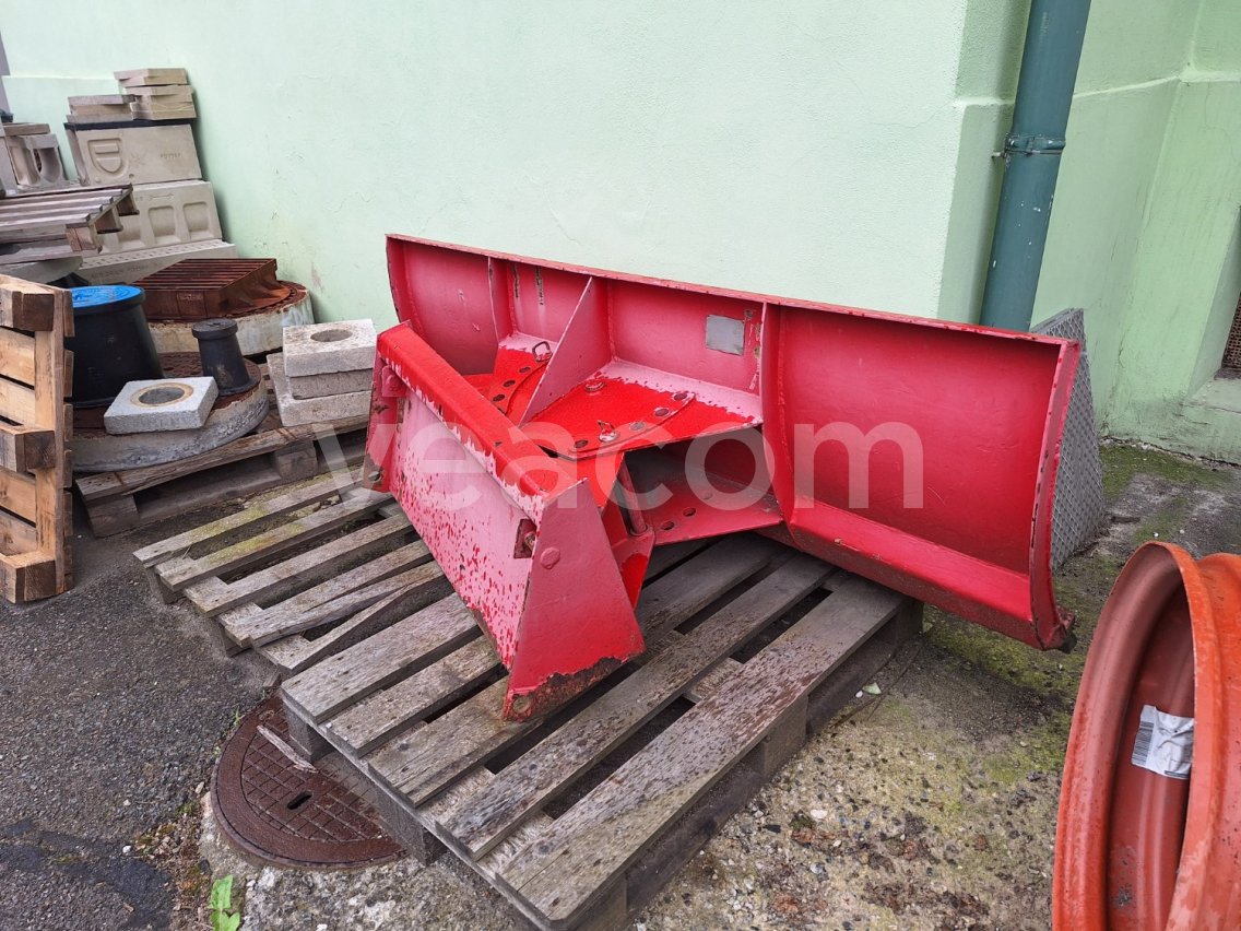 Online aukce:   RADLICE 200 CM