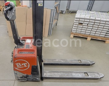 Online aukce: TOYOTA  MINIMOVER HWE 100